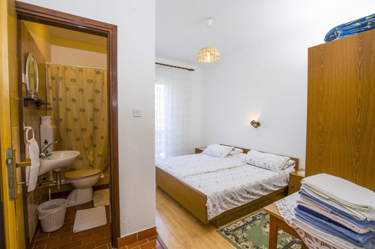 Rooms Padovan Banjol Esterno foto