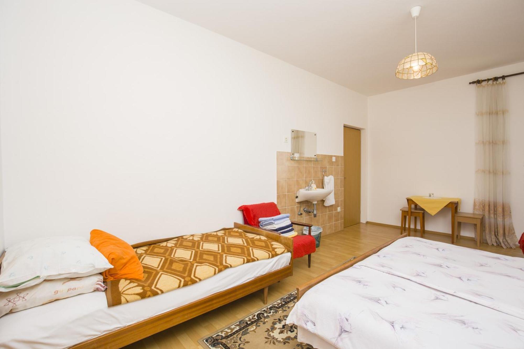 Rooms Padovan Banjol Esterno foto