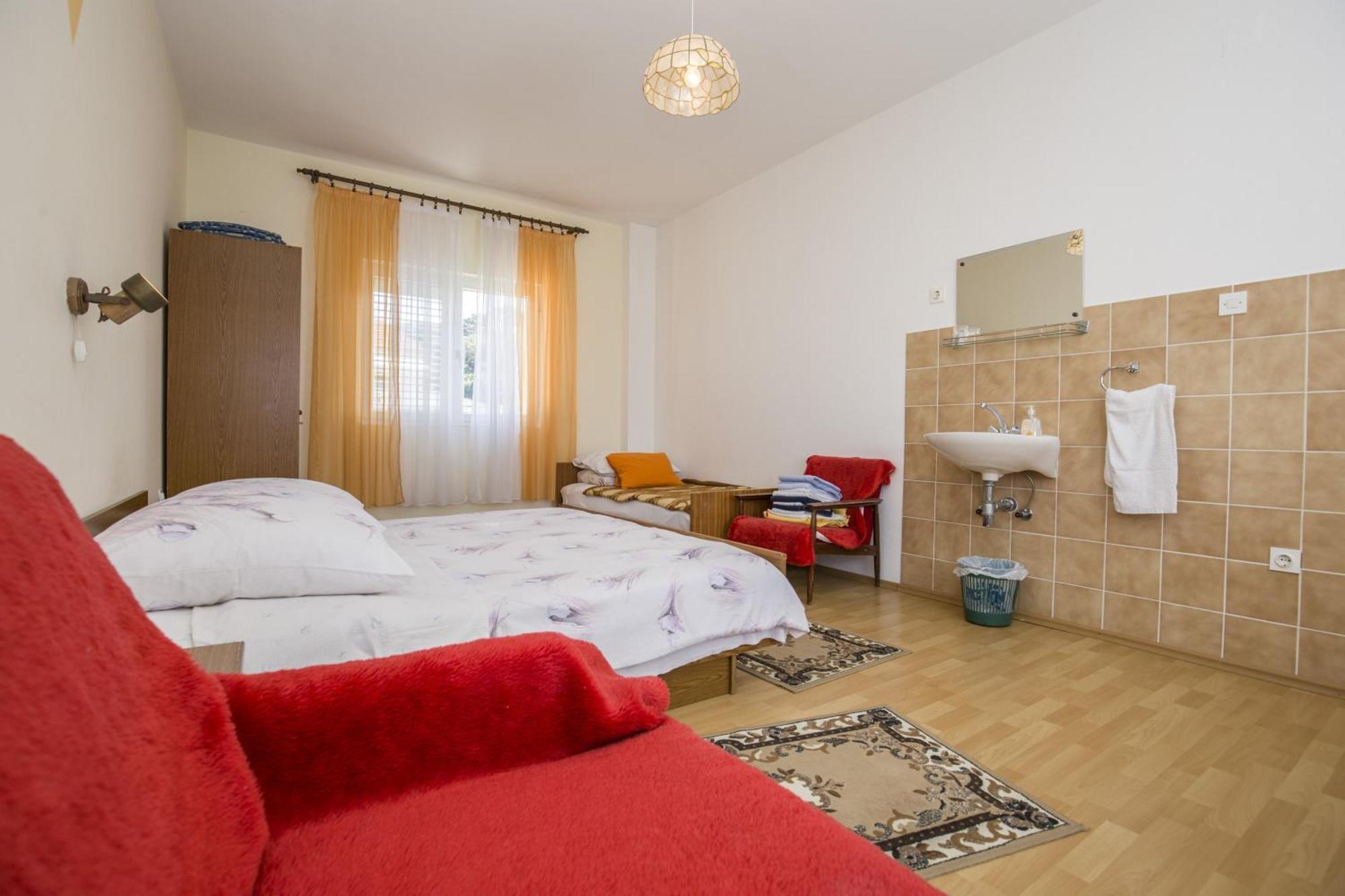 Rooms Padovan Banjol Esterno foto